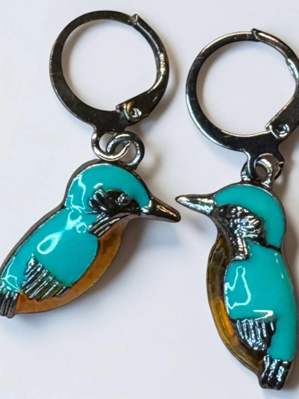 NWT Kingfisher Bird Enamel Hoop Earrings NWT